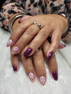 Dixième photo de pose d'ongles